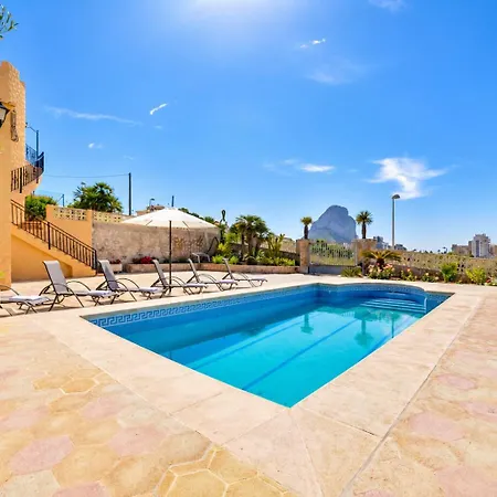 Puchero - Plusholidays * Calp