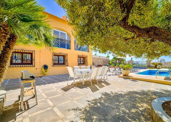 Puchero - Plusholidays فيلة كاليبي