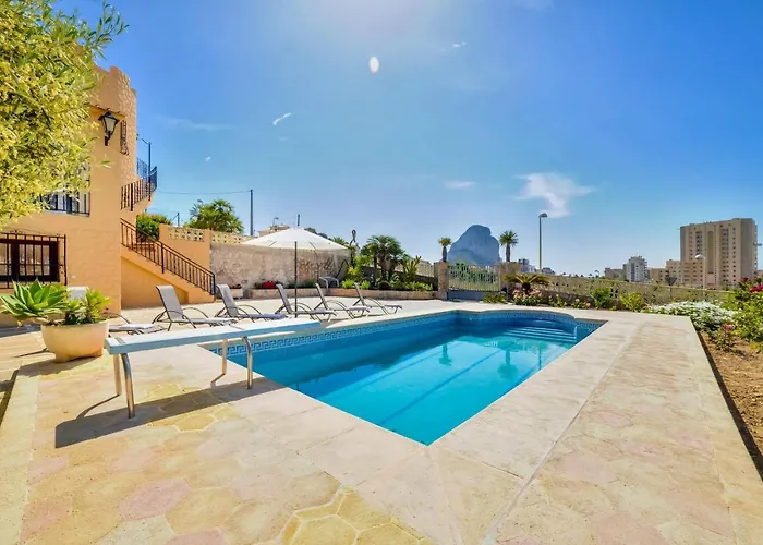 Puchero - Plusholidays *