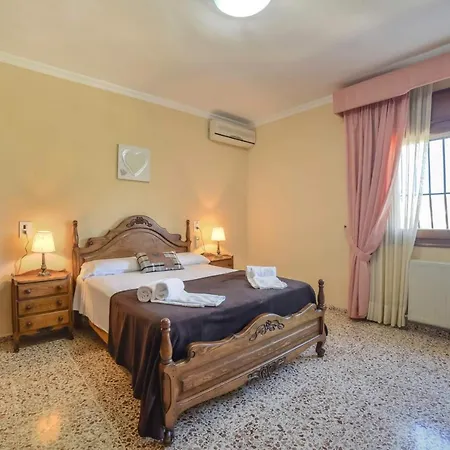 Puchero - Plusholidays Calpe